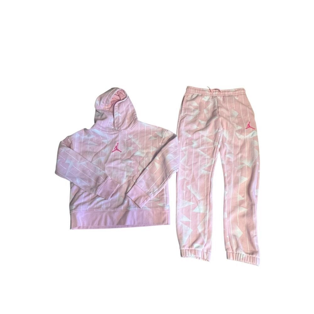 Jordan Essentials Girls Large Pullover Hoodie & Pants set pink white geometric